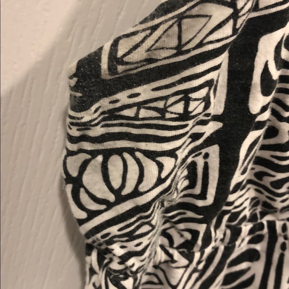 O’Neill muted black and white midi dress - Picture 5 of 7